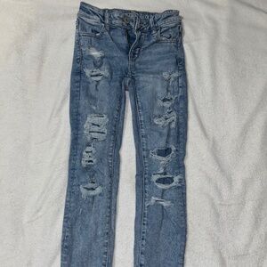 NEW Woman’s American Eagle Skinny Patched Jeans 000X-Short